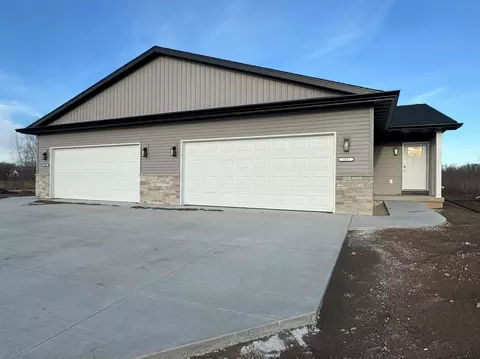 1803 Fairlawn Ct, North Fond Du Lac, WI 54937