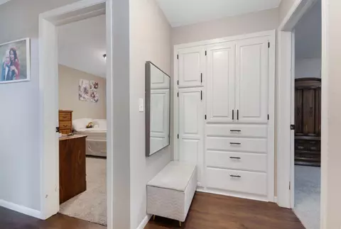 Entry Way - 1824 S Telulah Ave, Appleton, WI 54915 photo 4 of 5