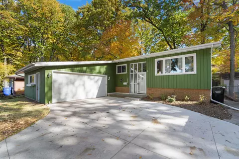 1824 S Telulah Ave, Appleton, WI 54915