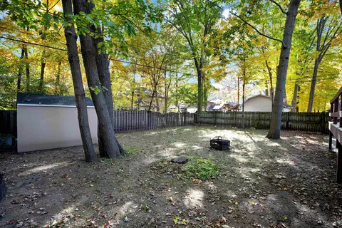 Exterior - 1824 S Telulah Ave, Appleton, WI 54915 photo 6 of 10