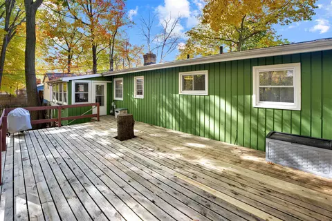 Exterior - 1824 S Telulah Ave, Appleton, WI 54915 photo 4 of 10