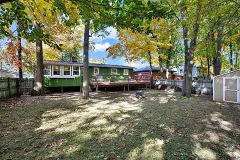 Exterior - 1824 S Telulah Ave, Appleton, WI 54915 photo 8 of 10
