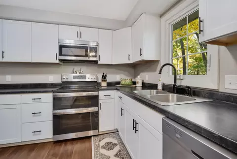 Kitchen - 1824 S Telulah Ave, Appleton, WI 54915 photo 3 of 3