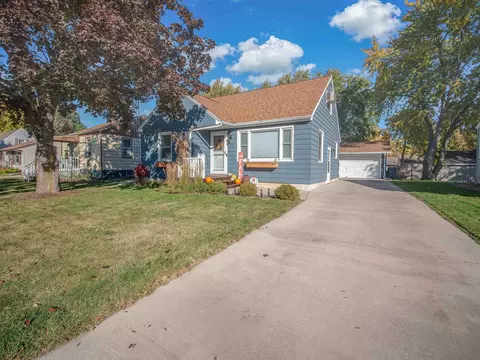 571 E 9th St, Fond Du Lac, WI 54935