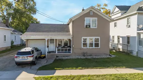 813 Central St, Oshkosh, WI 54901