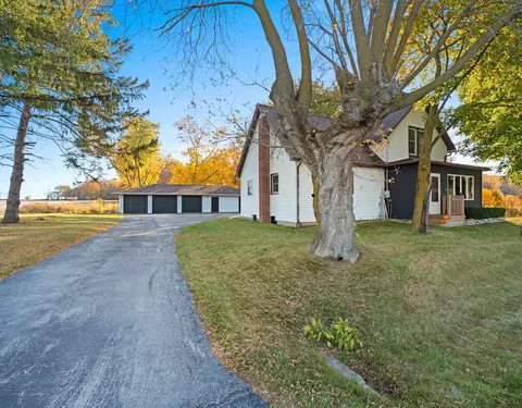 12327 Cth T, Maribel, WI 54227
