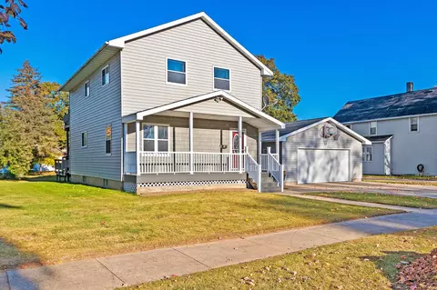 228 N Franklin St, Oconto Falls, WI 54154
