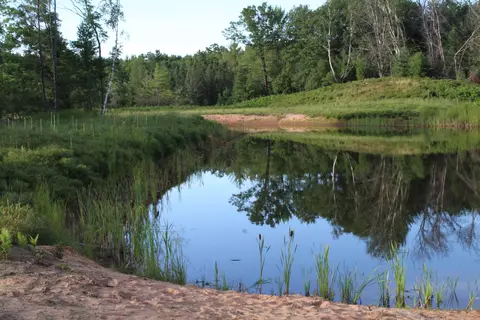 Nettleton Road, Marinette, WI 54143