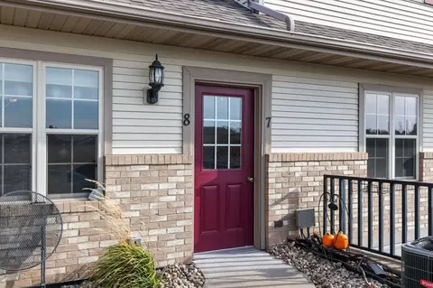 w6139 Victorian Drive #8, Appleton, WI 54915 photo 2