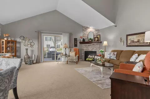 w6139 Victorian Drive #8, Appleton, WI 54915 photo 5