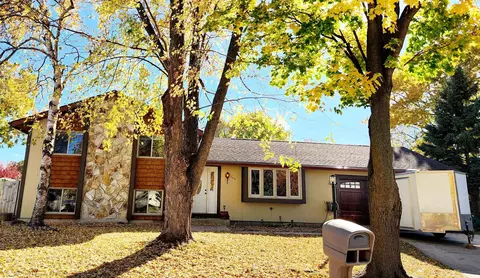 725 Forest Ct, Fond Du Lac, WI 54935