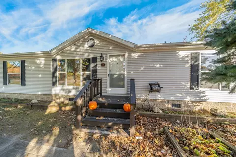 176 N Flatley Ave, Oconto Falls, WI 54154