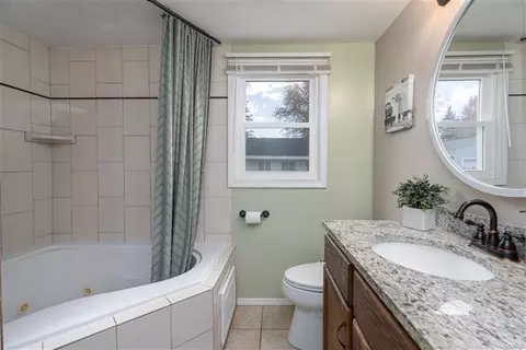 1823 E Newberry St, Appleton, WI 54915 photo 8