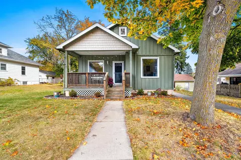 209 E Allouez Ave, Green Bay, WI 54301