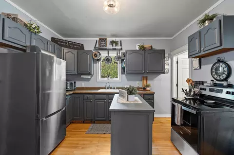 Kitchen - 1209 N Drew St, Appleton, WI 54911 photo 1 of 4