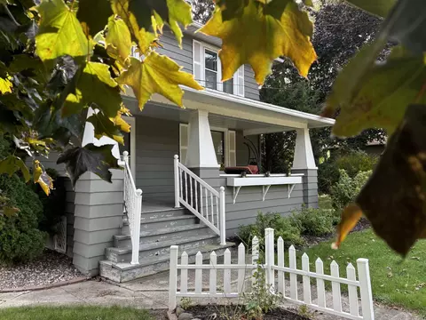 1601 W Main St, Appleton, WI 54911 photo 2