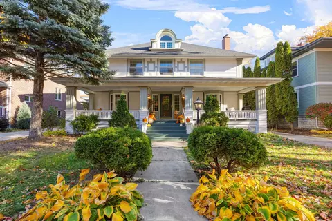 827 S Quincy St, Green Bay, WI 54301