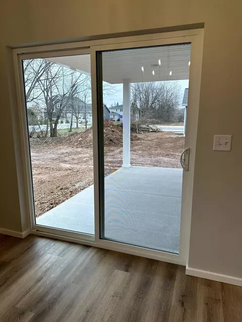 n9389 Gemstone Court, Appleton, WI 54915 photo 7