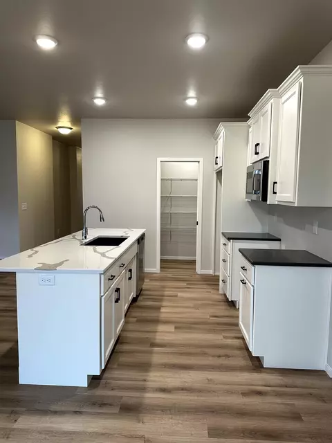 n9389 Gemstone Court, Appleton, WI 54915 photo 5