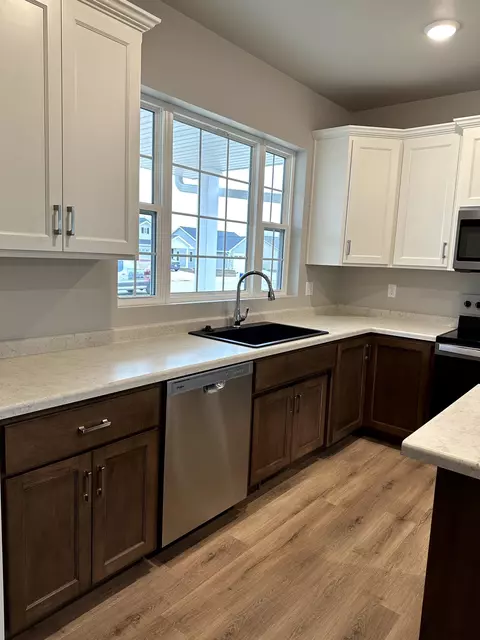 Kitchen - n9356 Gemstone Court, Appleton, WI 54915 photo 4 of 4