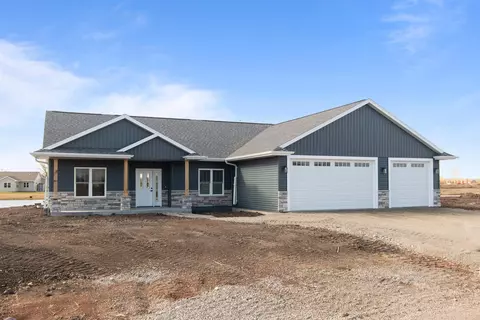 407 Pauls Pl, Oshkosh, WI 54904