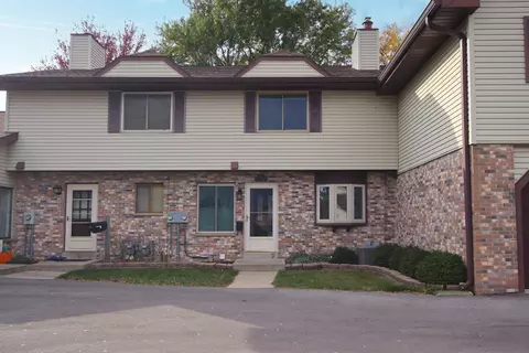 888 Bishop Ct #3, Fond Du Lac, WI 54935