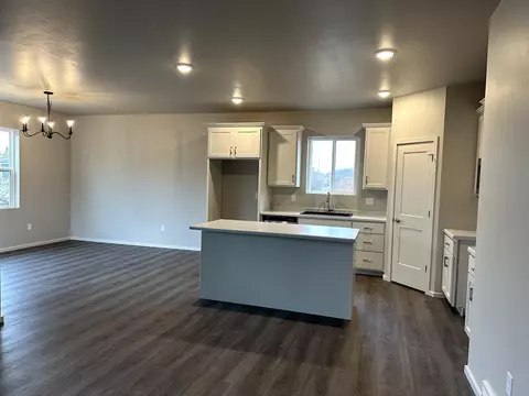 n9395 Gemstone Court, Appleton, WI 54915 photo 4