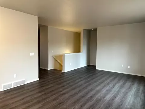 n9395 Gemstone Court, Appleton, WI 54915 photo 2