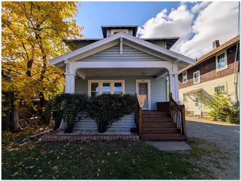 313 Nicolet Blvd, Neenah, WI 54956