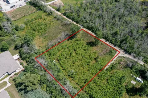 Wittmann Drive, Menasha, WI 54956