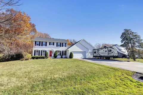 2607 Sunrise River Ct, De Pere, WI 54115