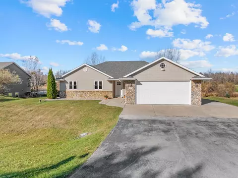 3347 Mill Rd, Greenleaf, WI 54126