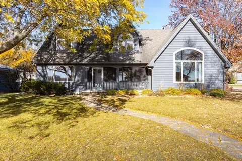 1550 Menominee Dr, Oshkosh, WI 54901