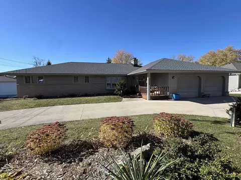 209 N Wilson St, Fredonia, WI 53021