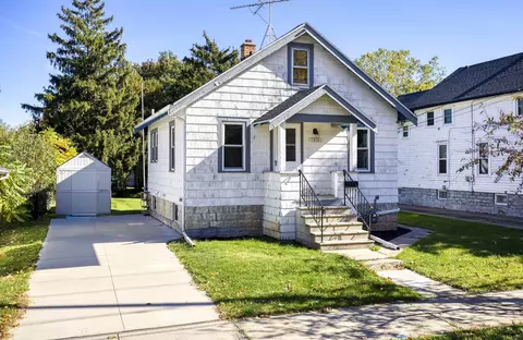 1816 Minnesota St, Oshkosh, WI 54902