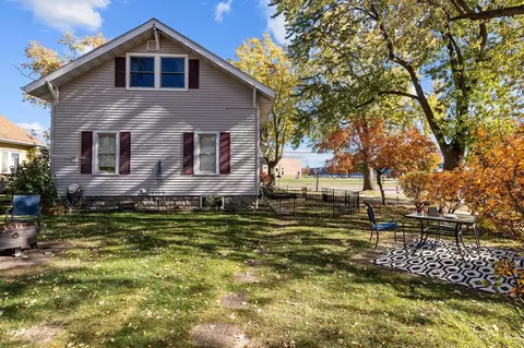 Exterior - 203 N Mason St, Appleton, WI 54914 photo 7 of 9