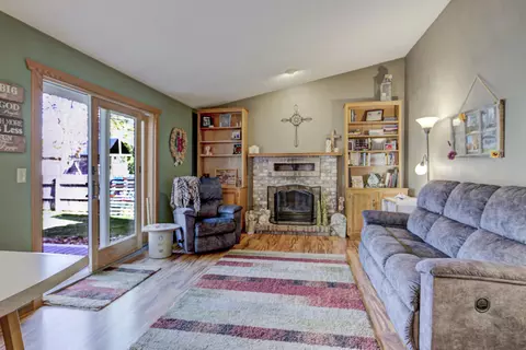 3040 E Lourdes Dr, Appleton, WI 54915 photo 6
