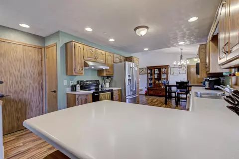 3040 E Lourdes Dr, Appleton, WI 54915 photo 5