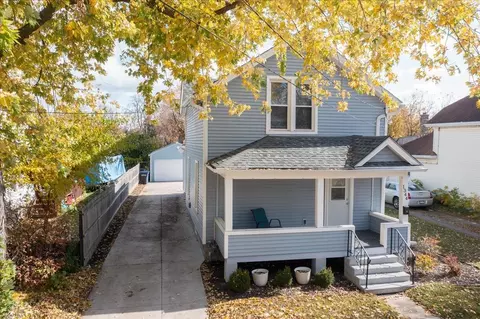 1344 Cedar St, Oshkosh, WI 54901