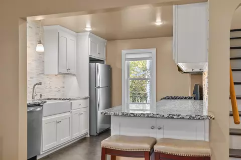 1005 Red Oak Ln, Appleton, WI 54915 photo 6