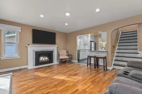 1005 Red Oak Ln, Appleton, WI 54915 photo 4