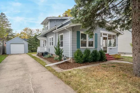 1205 W Commercial St, Appleton, WI 54914