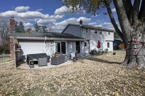 Exterior - 2015 Palisades Dr, Appleton, WI 54915 photo 12 of 22
