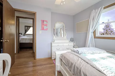 Bedroom - 2015 Palisades Dr, Appleton, WI 54915 photo 4 of 8