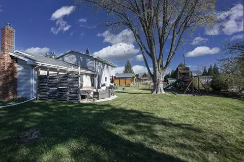Exterior - 2015 Palisades Dr, Appleton, WI 54915 photo 16 of 22