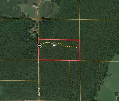 n5034 Swamp Lane, Leopolis, WI 54948