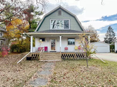 619 Highland Ave, Brownsville, WI 53006