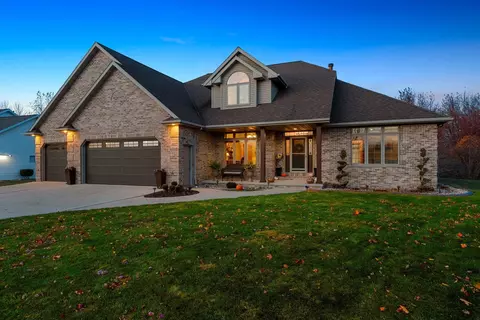 3057 Saybrook Cir, Green Bay, WI 54311