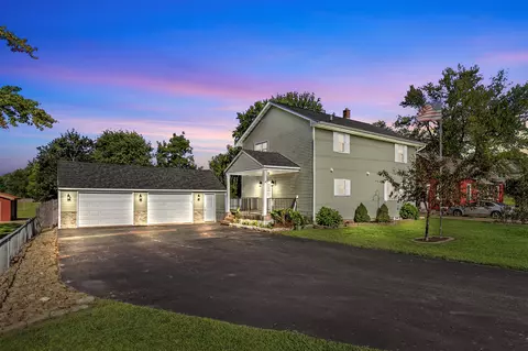 n921 County Road M, Hortonville, WI 54944