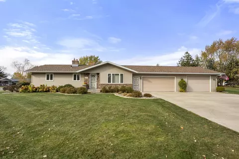2011 N Perkins St, Appleton, WI 54914